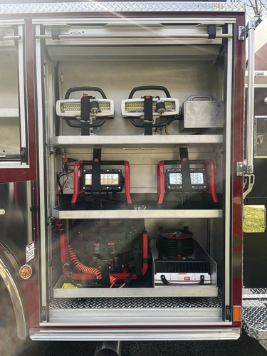 Pierce Enforcer Pumper exterior view, photo 5 of 28