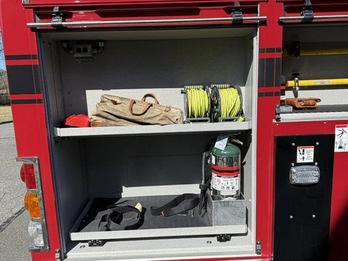 Pierce Saber Aerial exterior view, photo 8 of 37