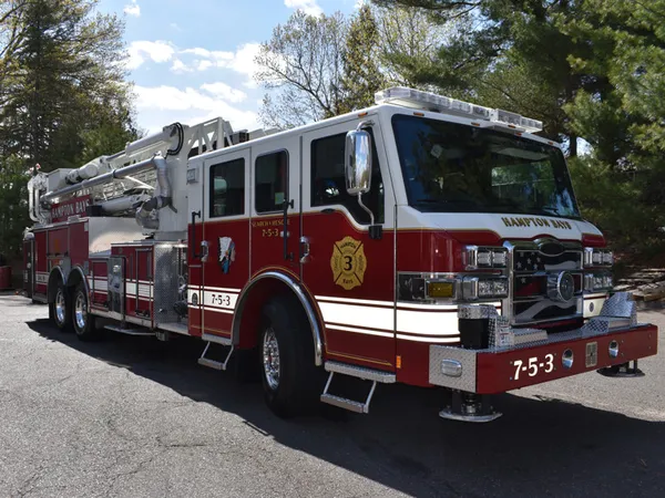 Pierce Velocity exterior view