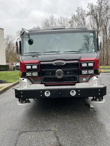 Pierce Velocity Aerial exterior view, photo 8 of 30