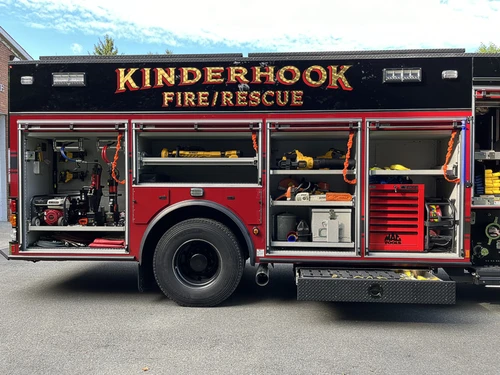 Pierce Enforcer Rescue Pumper exterior view, photo 17 of 33