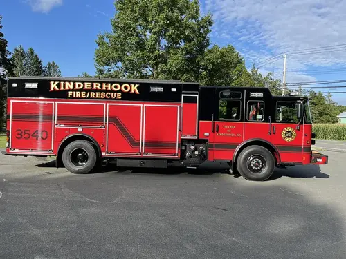 Pierce Enforcer Rescue Pumper exterior view, photo 21 of 33