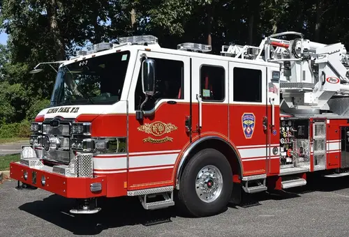 Pierce Velocity exterior view, photo 3 of 26