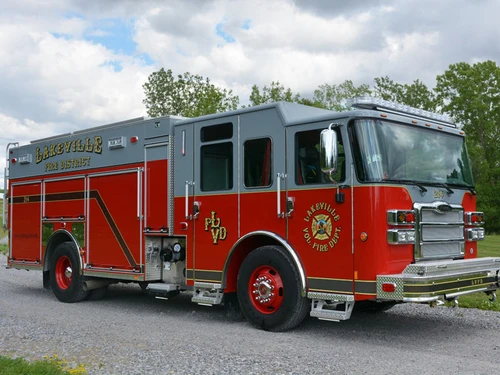 Pierce Enforcer Pumper exterior view