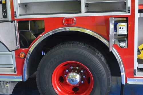Pierce Enforcer Pumper exterior view, photo 20 of 41