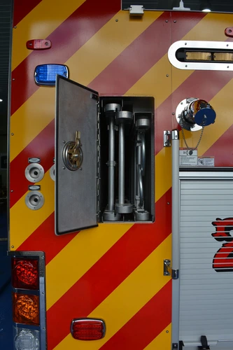 Pierce Enforcer Pumper exterior view, photo 30 of 41