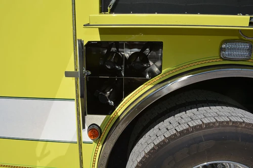 Pierce Enforcer Pumper exterior view, photo 13 of 59