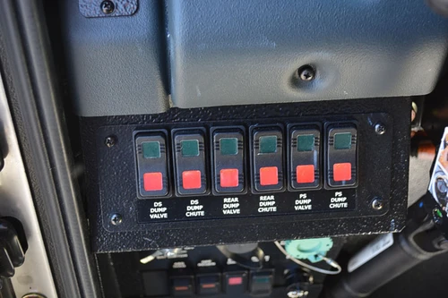 Pierce Enforcer Pumper exterior view, photo 56 of 59