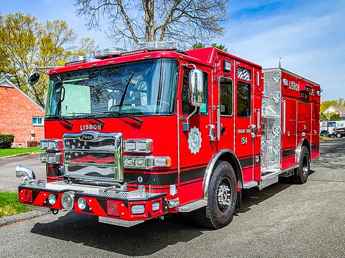 Pierce Enforcer Pumper exterior view