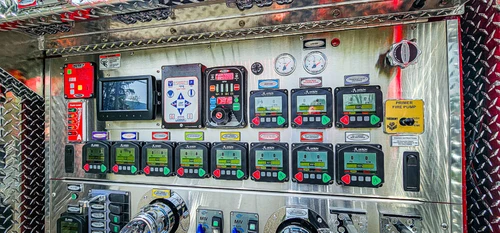 Pierce Enforcer Pumper exterior view, photo 13 of 70