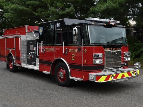 Pierce Saber Pumper exterior view