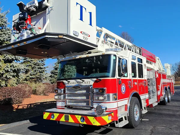 Pierce Enforcer Aerial exterior view