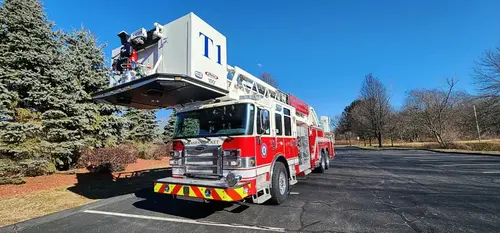 Pierce Enforcer Aerial exterior view, photo 19 of 42