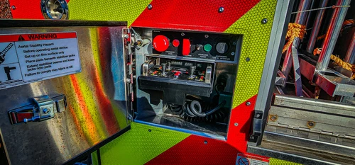 Pierce Enforcer Aerial exterior view, photo 20 of 42