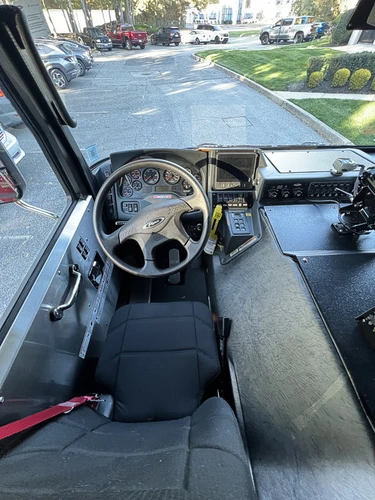 Pierce Enforcer Pumper exterior view, photo 27 of 27