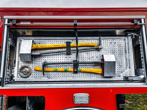 Pierce Freightliner Pumper exterior view, photo 11 of 38