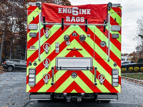 Pierce Freightliner Pumper exterior view, photo 5 of 38