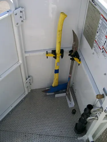 Pierce Velocity exterior view, photo 32 of 35