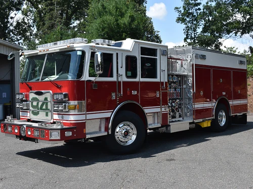 Pierce Arrow Rescue Pumper exterior view