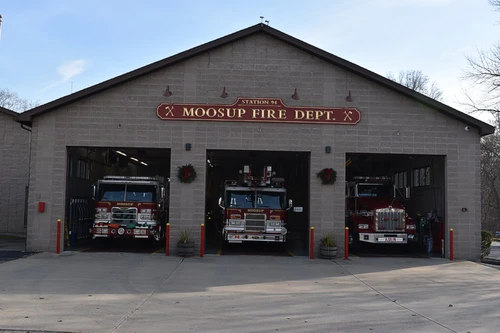 Pierce Arrow Rescue Pumper exterior view, photo 27 of 42