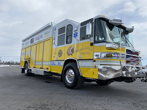 Pierce Dash Pumper exterior view, photo 8 of 34