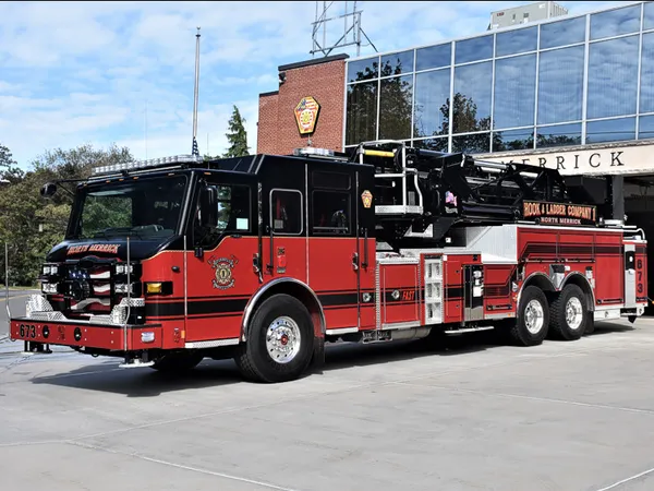 Pierce Velocity exterior view
