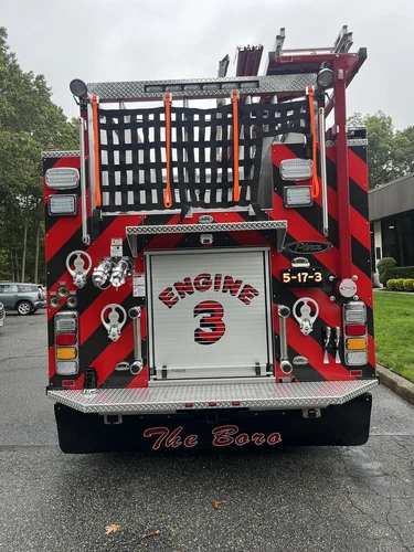 Pierce Enforcer Pumper exterior view, photo 25 of 43