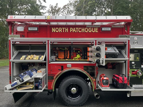 Pierce Enforcer Pumper exterior view, photo 9 of 43