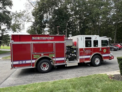 Pierce Enforcer Pumper exterior view, photo 7 of 35