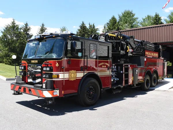 Pierce Arrow Aerial exterior view