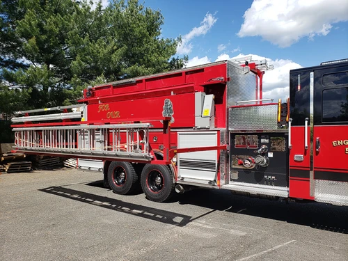 Pierce Velocity exterior view, photo 5 of 34