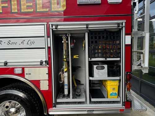 Pierce Enforcer Pumper exterior view, photo 8 of 28