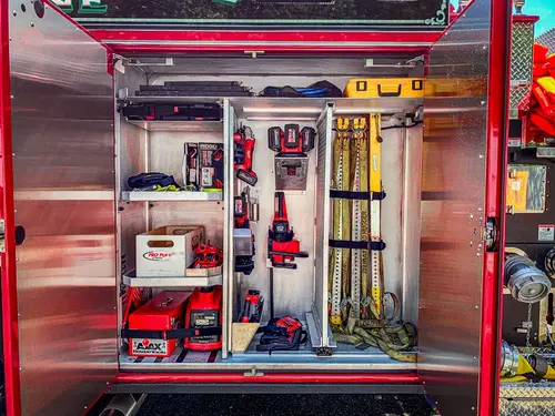 Pierce Enforcer Pumper exterior view, photo 28 of 34