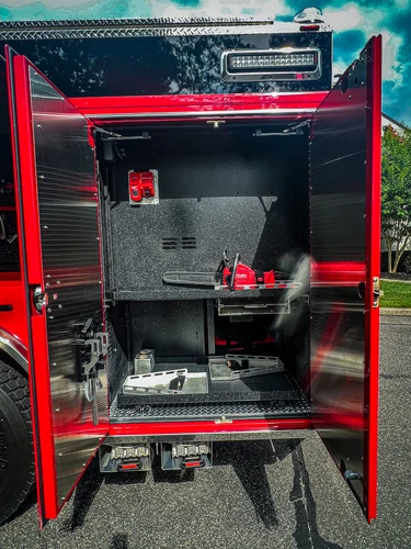 Pierce Enforcer Pumper exterior view, photo 17 of 32