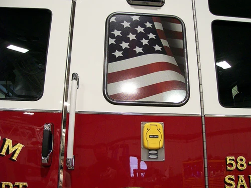 Pierce Saber Pumper exterior view, photo 10 of 29