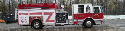 Pierce Saber Pumper elevated exterior view, photo 29 of 29