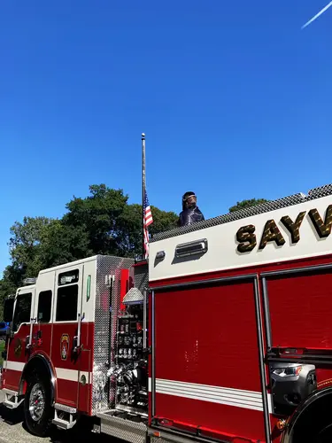 Pierce Velocity Rescue Pumper exterior view, photo 7 of 66