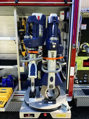 Pierce Velocity Rescue Pumper exterior view, photo 14 of 66