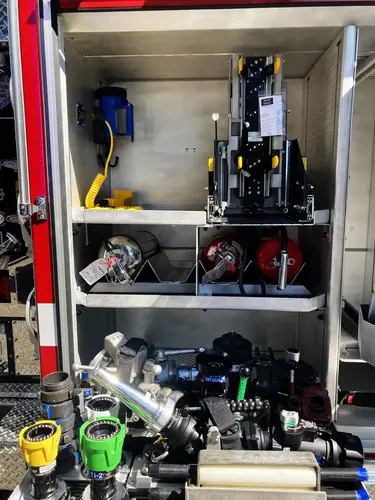 Pierce Velocity Rescue Pumper exterior view, photo 41 of 66