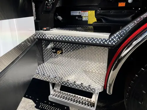 Pierce Velocity Rescue Pumper exterior view, photo 58 of 66