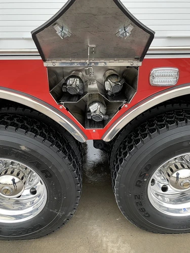 Pierce Enforcer Rescue Pumper exterior view, photo 16 of 56