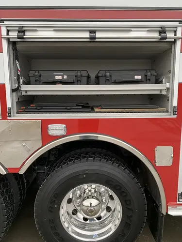Pierce Enforcer Rescue Pumper exterior view, photo 18 of 56