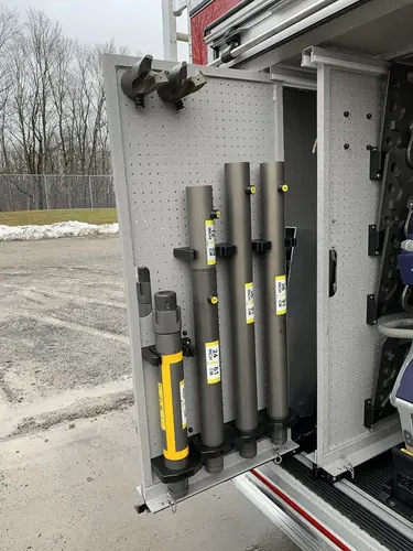 Pierce Enforcer Rescue Pumper exterior view, photo 29 of 56