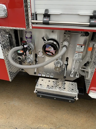 Pierce Enforcer Rescue Pumper exterior view, photo 56 of 56