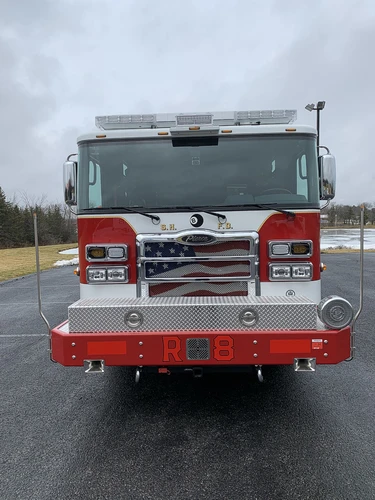 Pierce Enforcer Rescue Pumper exterior view, photo 9 of 56