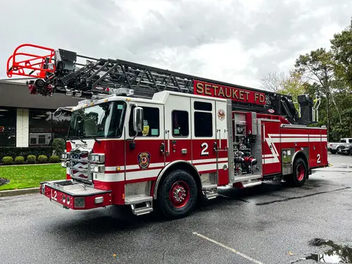 Pierce Enforcer Aerial exterior view