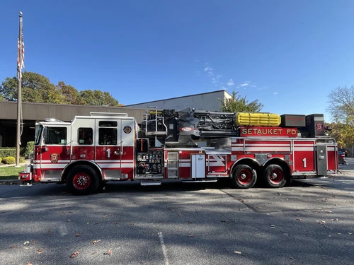 Pierce Enforcer Aerial exterior view