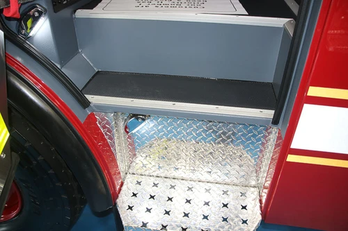 Pierce Enforcer Pumper exterior view, photo 46 of 65