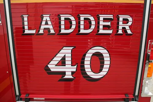 Pierce Enforcer Pumper exterior view, photo 7 of 65