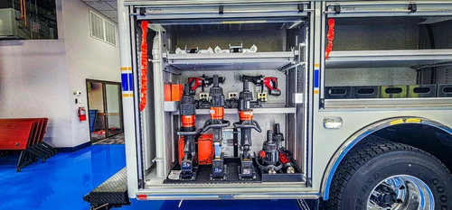 Pierce Enforcer Pumper exterior view, photo 57 of 80